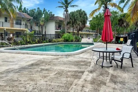 4160 NW 21st St # 142B, Lauderhill FL 33313