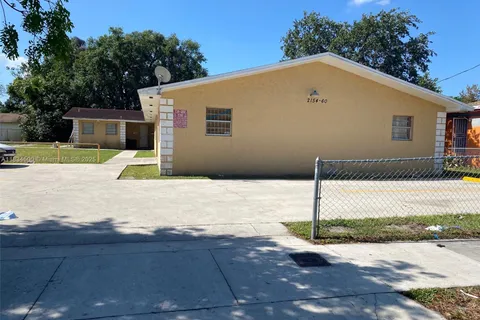 2154 NW 61st St # 1, Miami FL 33142