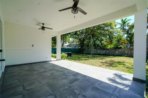 112 NW 24th Ct # 0, Miami FL 33125