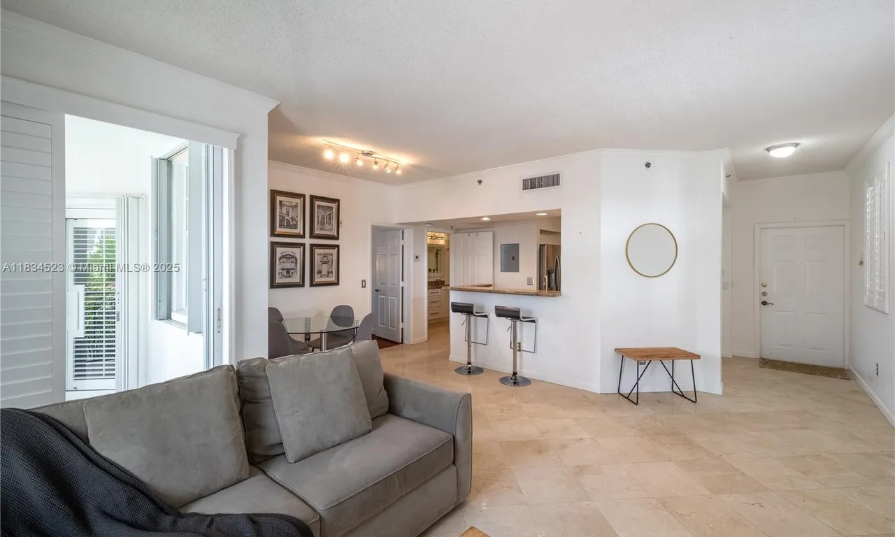 3255 NE 184th St # 12416, Aventura FL 33160