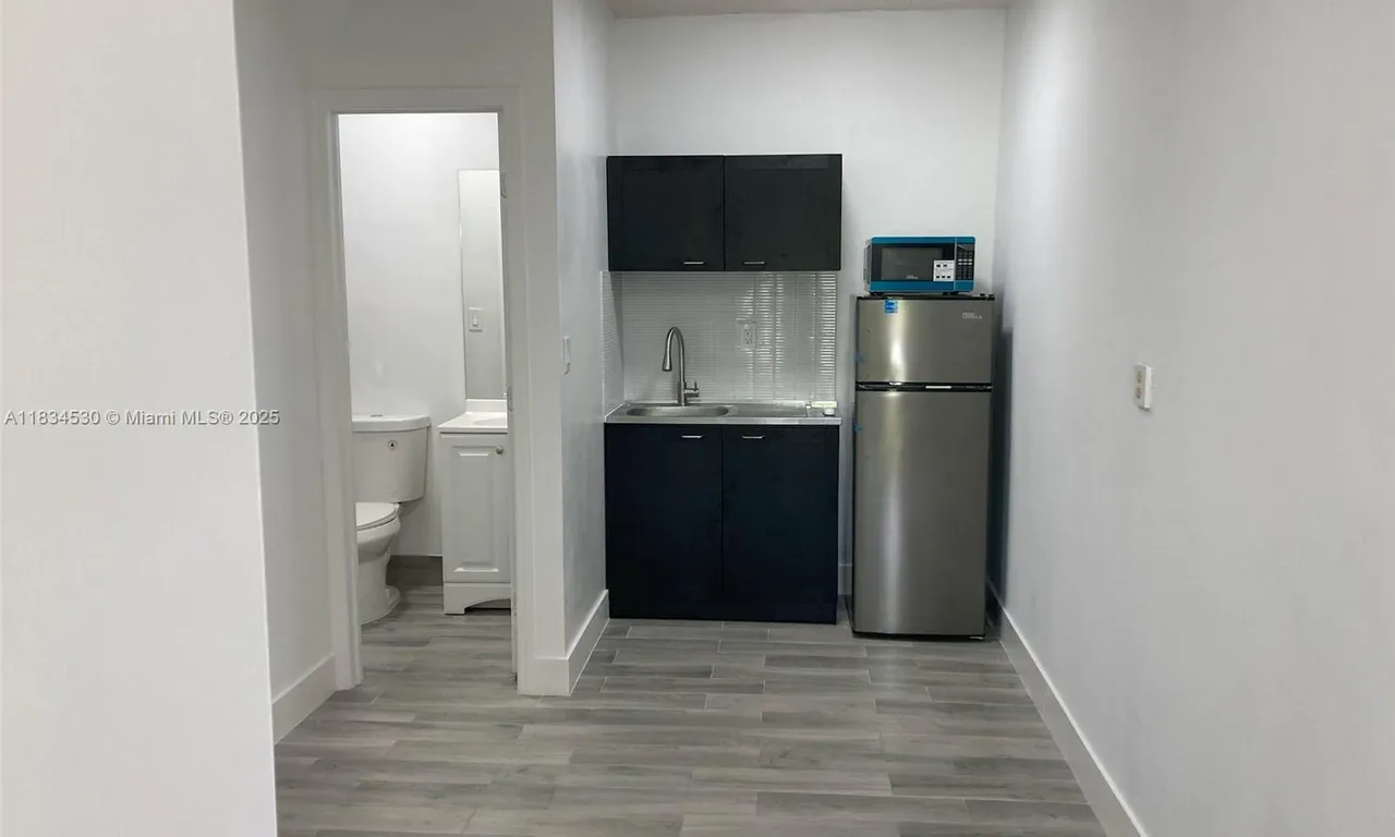 10325 SW 115th Ct # 2, Miami FL 33176