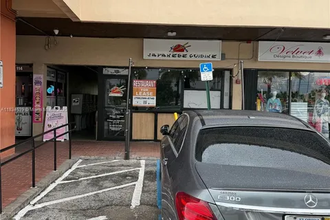 8100 SW 8th St, Miami FL 33144