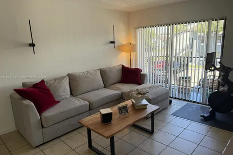 7180 NW 179th St # 202, Hialeah FL 33015
