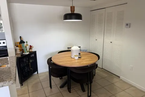 7180 NW 179th St # 202, Hialeah FL 33015