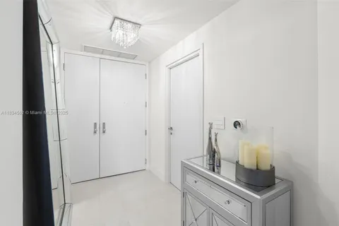 848 Brickell Key Dr # 2705, Miami FL 33131
