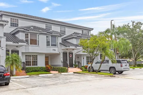 775 SW 148th Ave # 1605, Sunrise FL 33325