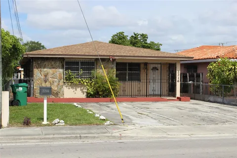 2216 SW 62nd Ave, Miami FL 33155