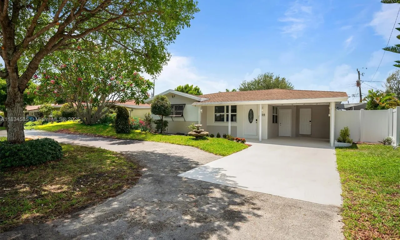 700 NE 47th St, Oakland Park FL 33334