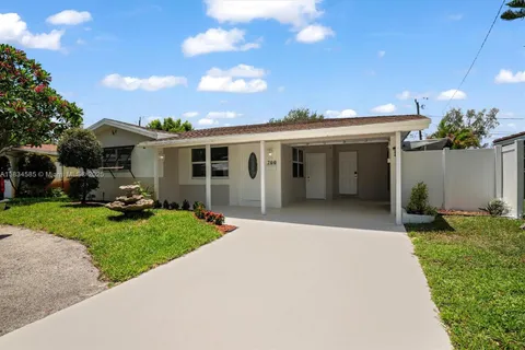 700 NE 47th St, Oakland Park FL 33334