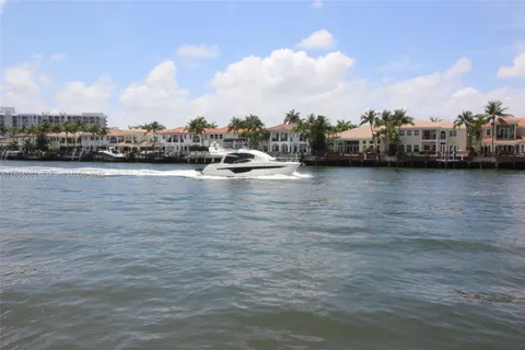2200 S Ocean Dr # N101, Hollywood FL 33019