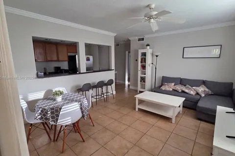 2200 S Ocean Dr # N101, Hollywood FL 33019