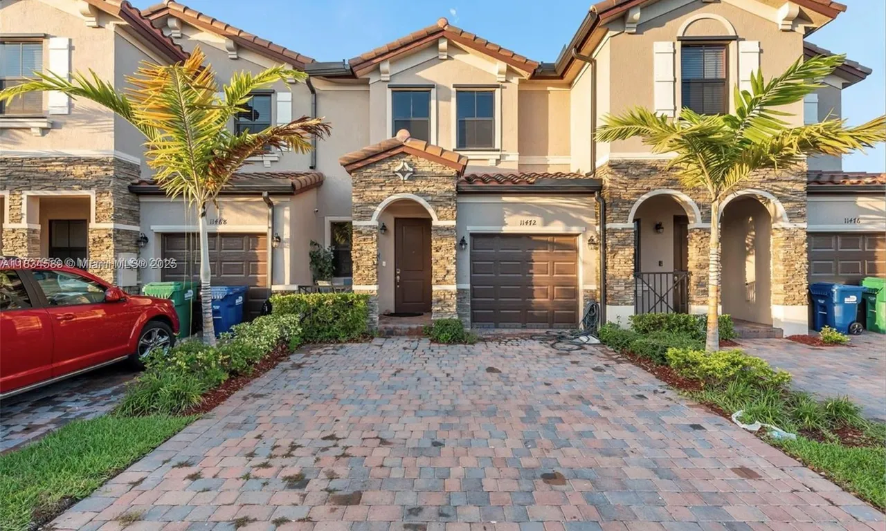 11472 SW 252nd Ter, Homestead FL 33032