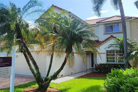 2957 Oak Park Cir # 1, Davie FL 33328