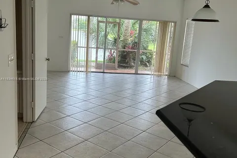 12186 SW 5TH CT # 12186, Pembroke Pines FL 33025