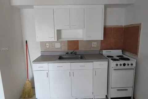 101 NW 29th Ave # 3, Fort Lauderdale FL 33311