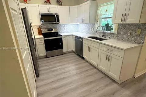 8535 104th Ct, Vero Beach FL 32967