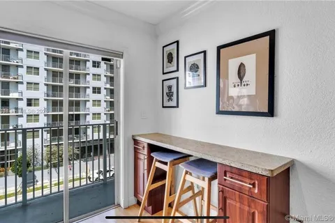 2575 SW 27th Ave # 507, Miami FL 33133