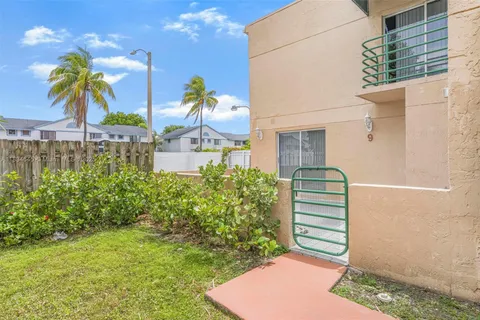 11955 SW 18th Ter # 9, Miami FL 33175