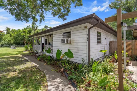 796 29th Ave, Vero Beach FL 32968