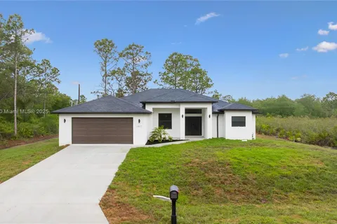 1611 Prospect Ave, Lehigh Acres FL 33972