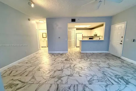 2015 SE 10th Ave # 127, Fort Lauderdale FL 33316