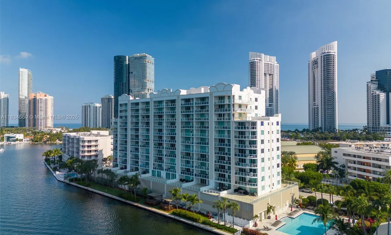 18100 N Bay Rd # 709, Sunny Isles Beach FL 33160