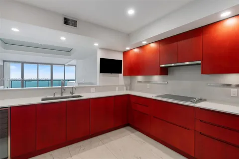1331 Brickell Bay Dr # 2705, Miami FL 33131