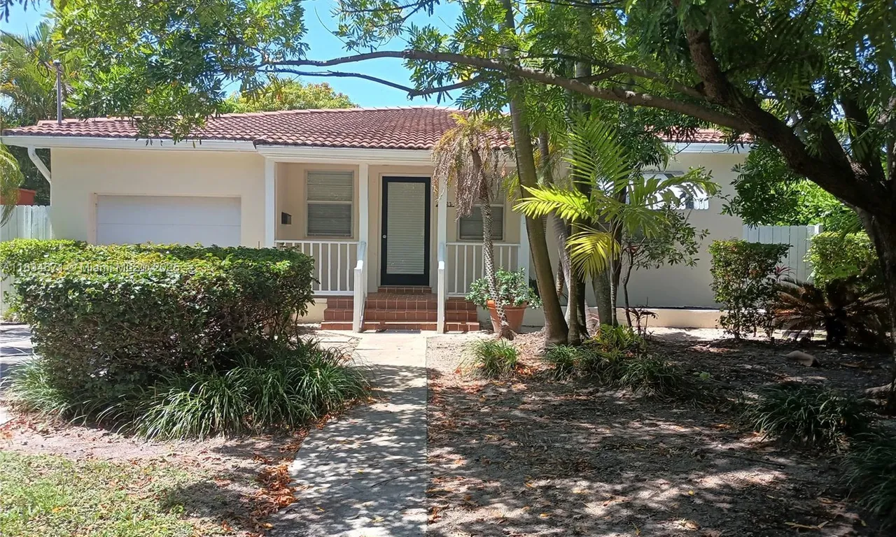 1225 S.Biscayne Point Rd # 1225, Miami Beach FL 33141
