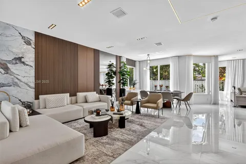 2036 SW 159th Ave, Miramar FL 33027