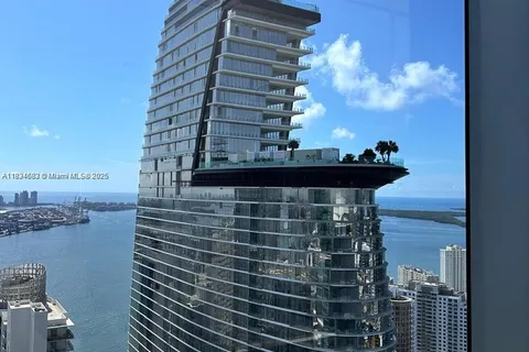300 Biscayne Boulevard # 2709W, Miami FL 33131