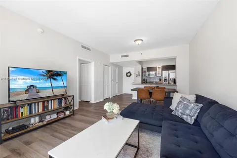 951 Brickell Ave # 1903, Miami FL 33131