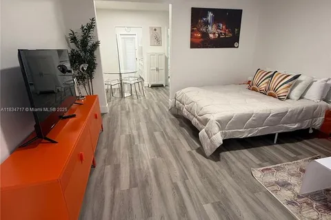 761 Euclid Ave # 6, Miami Beach FL 33139