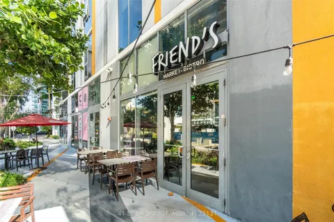 41 SE 5th St # 501, Miami FL 33131