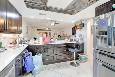 535 NW 98th Ave, Plantation FL 33324
