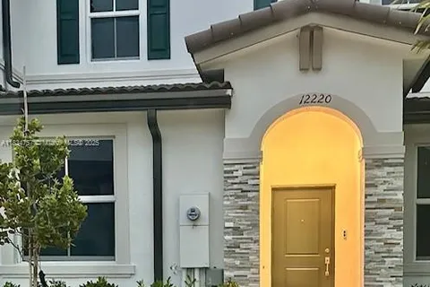12220 NW 23rd Ct # 12220, Miami FL 33167