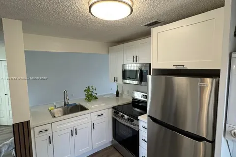 1075 Coral Club Dr # 1075, Coral Springs FL 33071