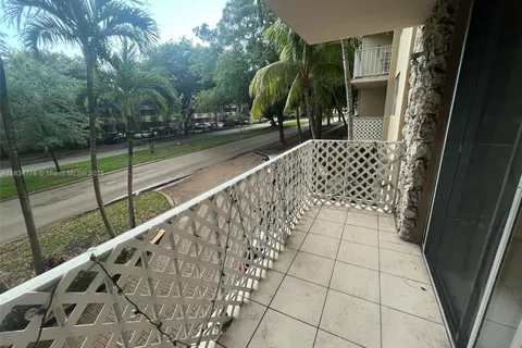 1805 Sans Souci Blvd # 215, North Miami FL 33181