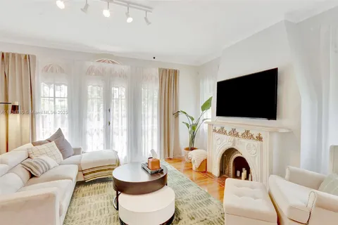 1231 Columbus Blvd., Coral Gables FL 33134