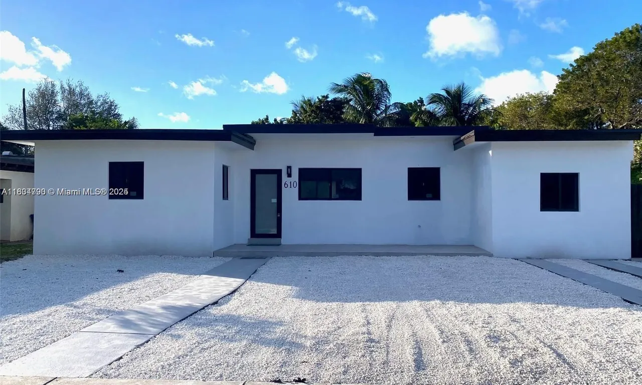 610 NW 111th St # 0, Miami FL 33168
