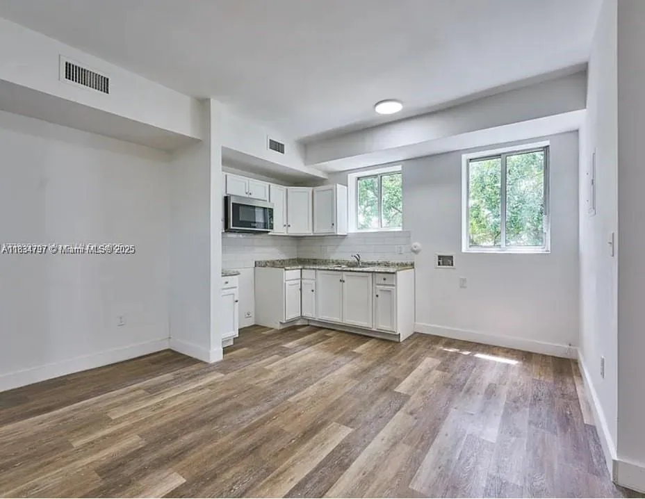 6211 NW 7th # 2, Miami FL 33150