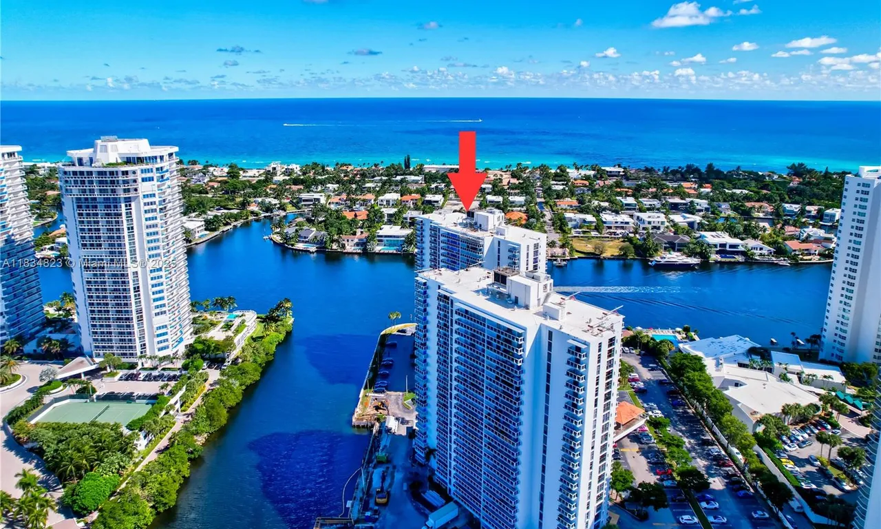 20505 E Country Club Dr # 143, Aventura FL 33180