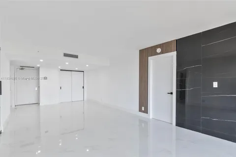 20335 W Country Club Dr # 1902, Aventura FL 33180
