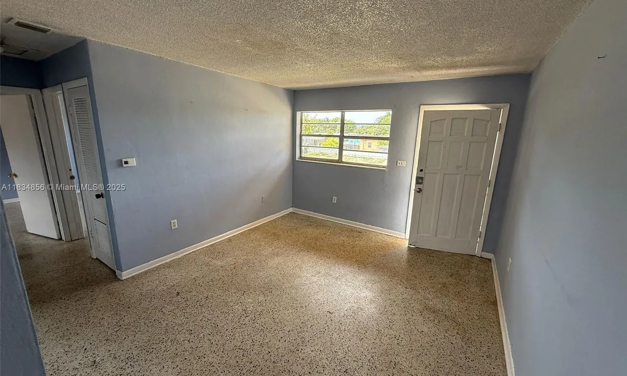 3039 NW 21st Ct # 5, Miami FL 33142