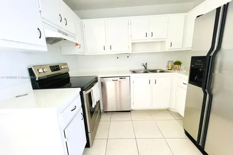 4503 SE Ontario Dr, Stuart FL 34997