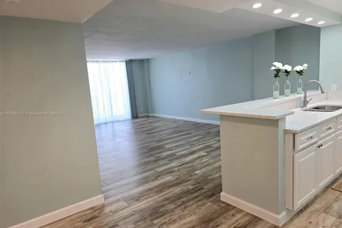 1147 Hillsboro Mile # 605, Hillsboro Beach FL 33062