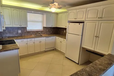 1051 Hillsboro Mile # 507E, Hillsboro Beach FL 33062