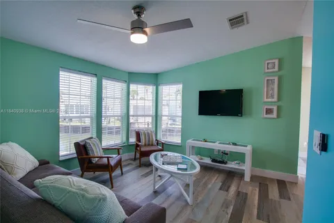 166 Nettles Blvd, Jensen Beach FL 34957