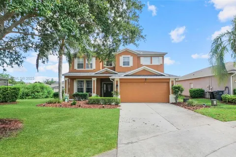 115 Essex Pl, Davenport FL 33896