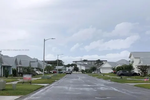 212 Moonraker Cir, Other City - In The State Of Florida FL 32407