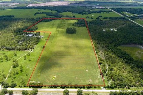 1432 SILVER LAKE RD, Other City - In The State Of Florida FL 33935